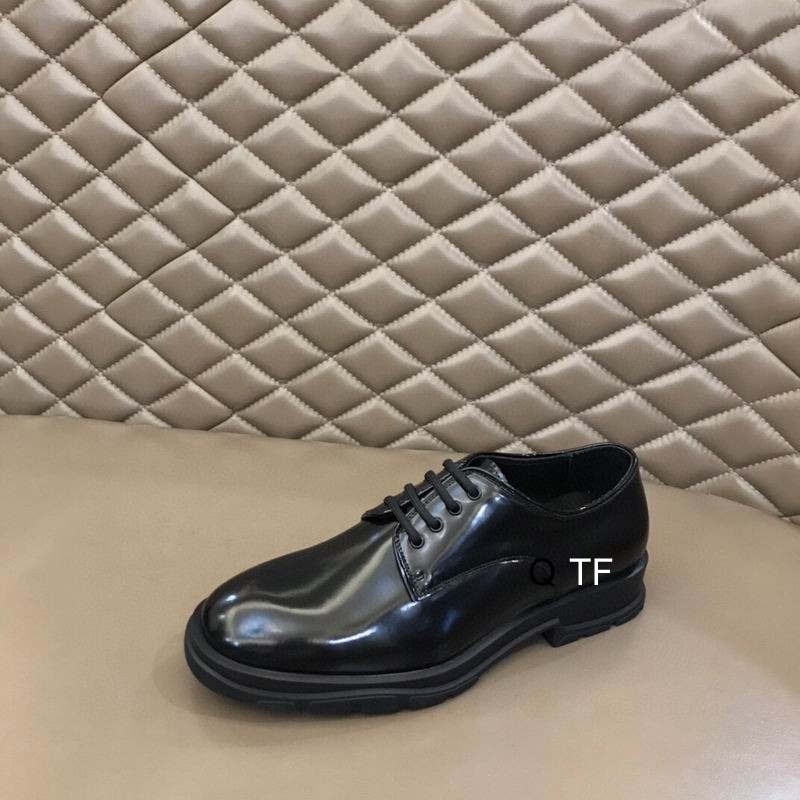 Alexander Mcqueen Suit shoes Ts